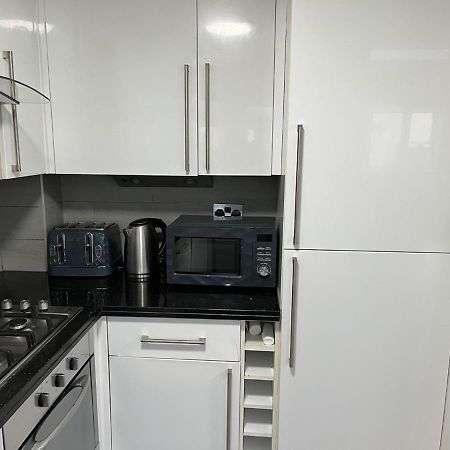 Three Bedroom House In Tooting By Star Apartments Λονδίνο Εξωτερικό φωτογραφία