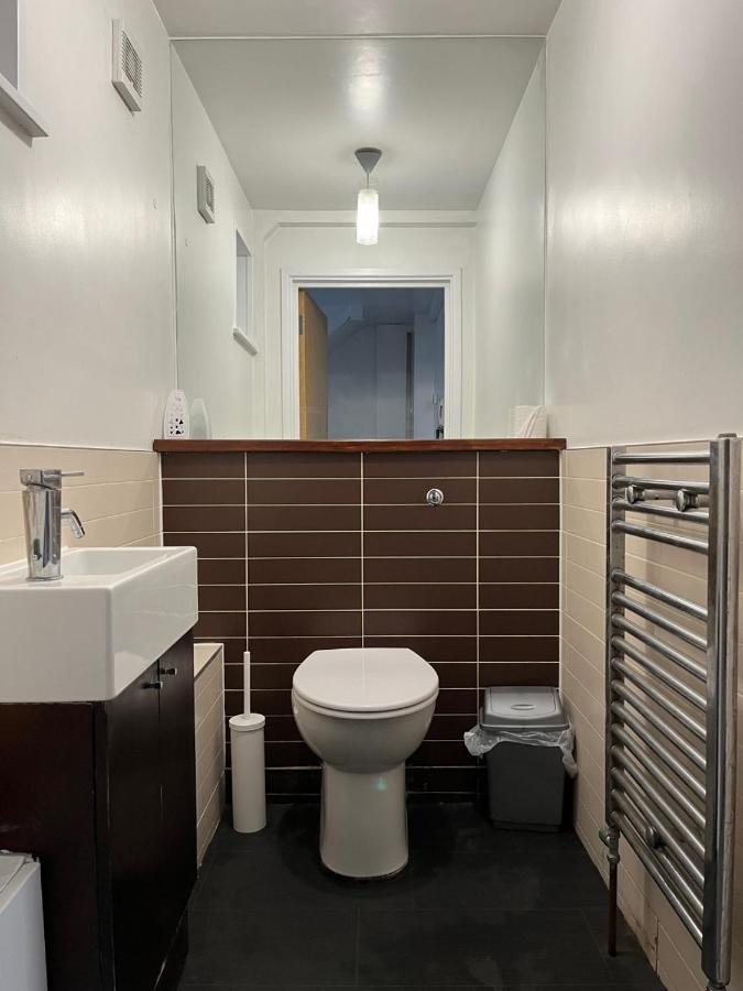 Three Bedroom House In Tooting By Star Apartments Λονδίνο Εξωτερικό φωτογραφία